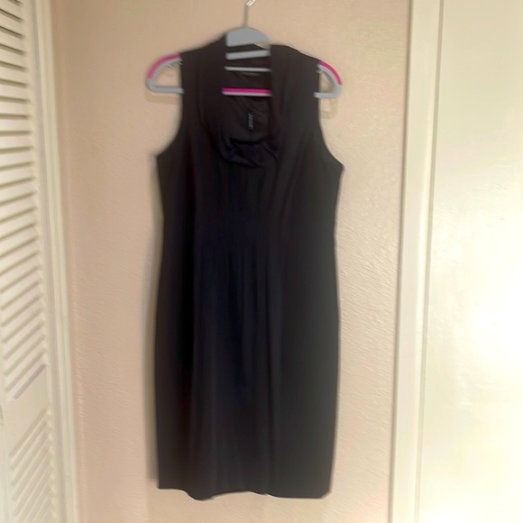 Ellie Tahari dream LBD-GORGEOUS. Size 12 silk and wool!